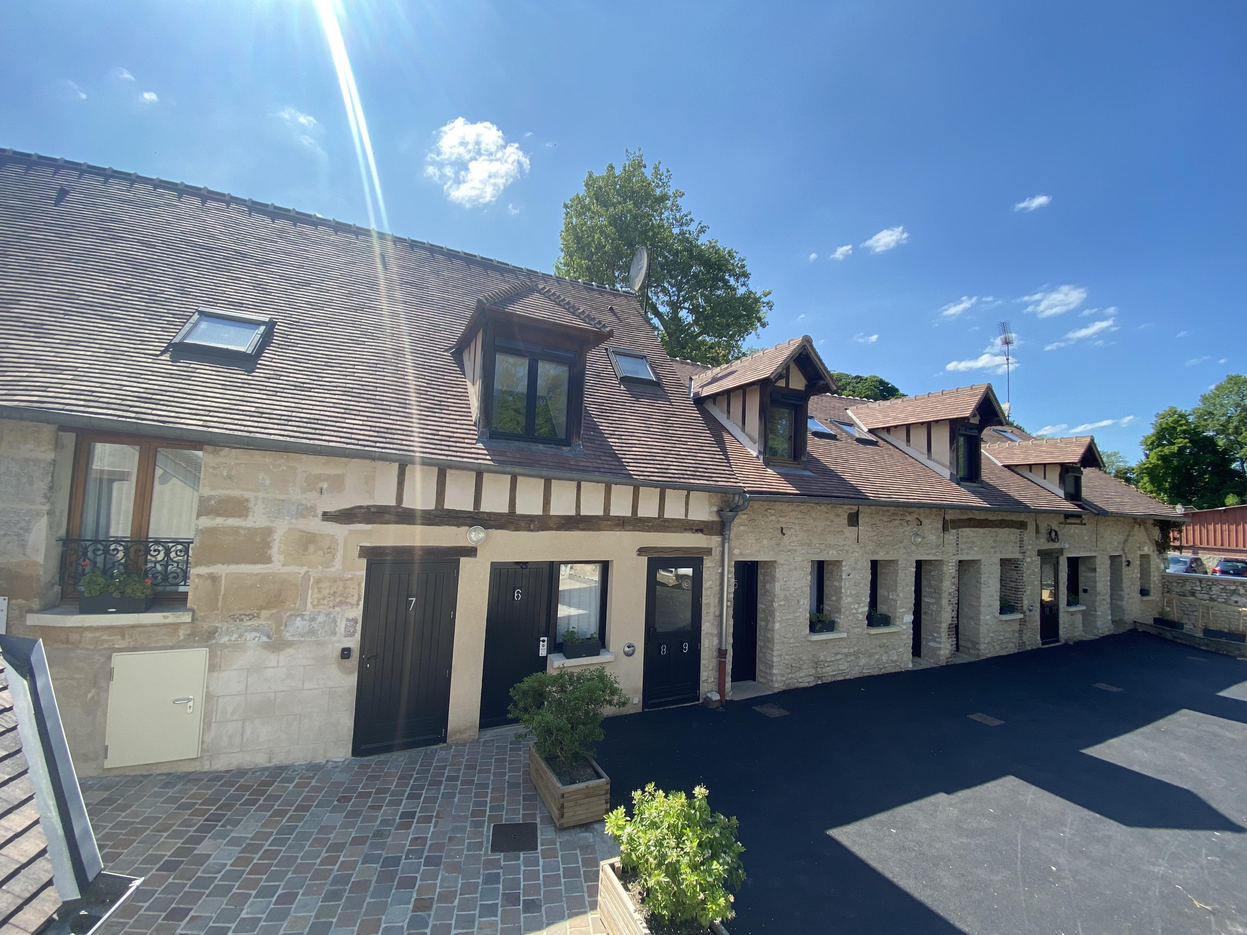 Logis - & Restaurant Saint Nicolas Hotel